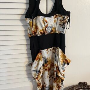 Women dress above knee very unique brand new size M